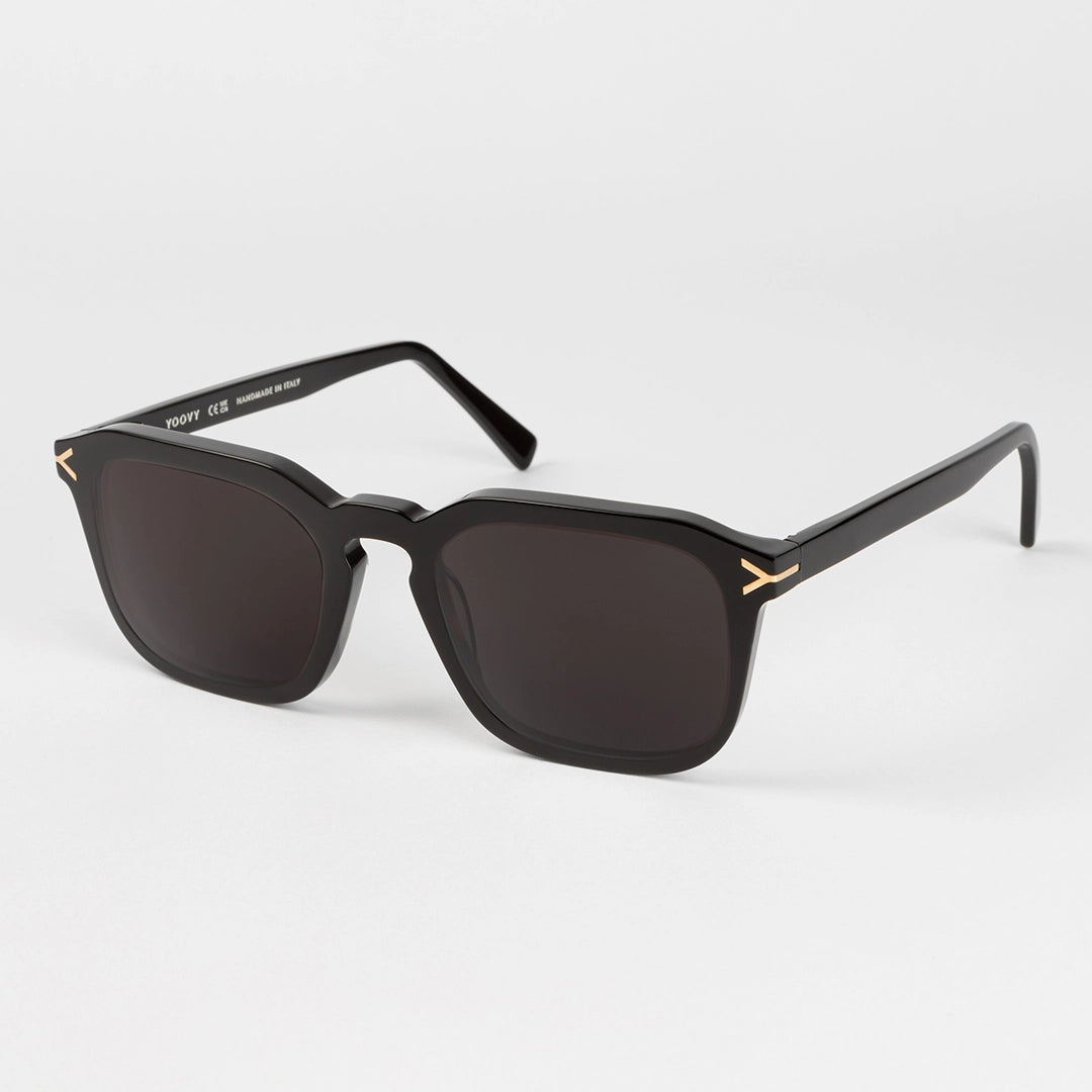 Bentham Sunglasses in Black