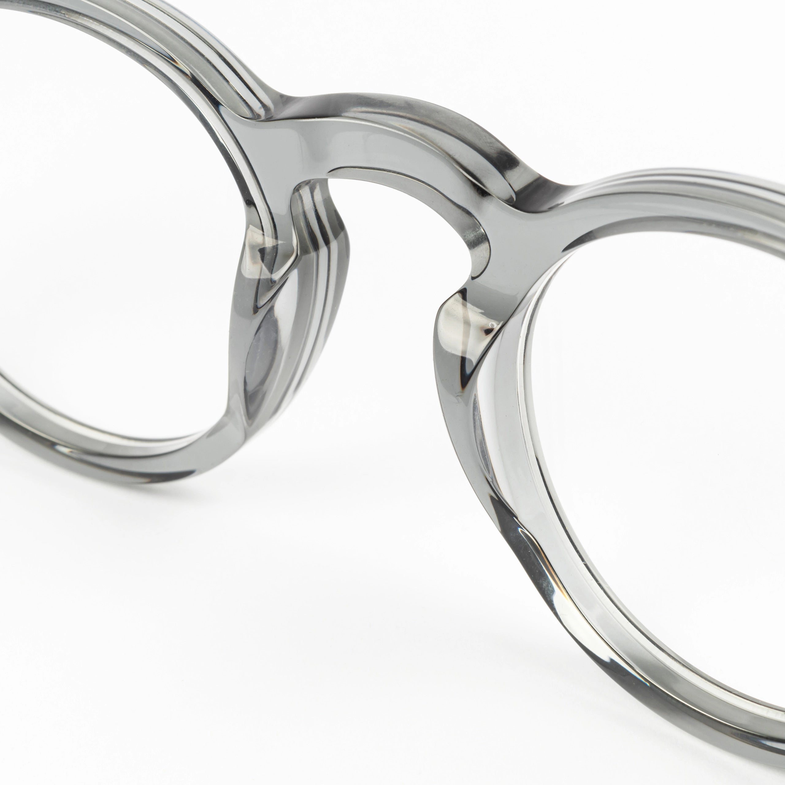 Elswick Spectacles in Smoke Grey