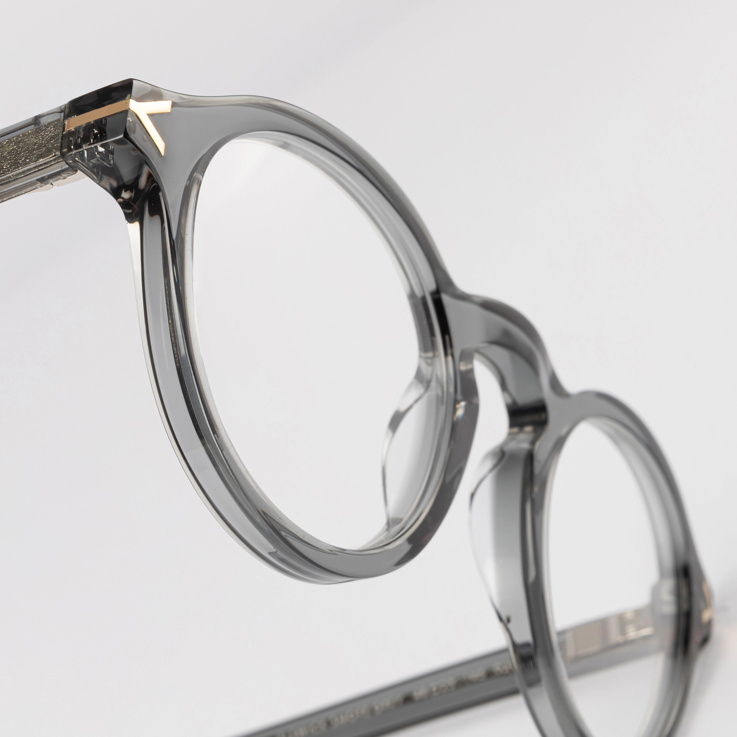 Elswick Spectacles in Smoke Grey