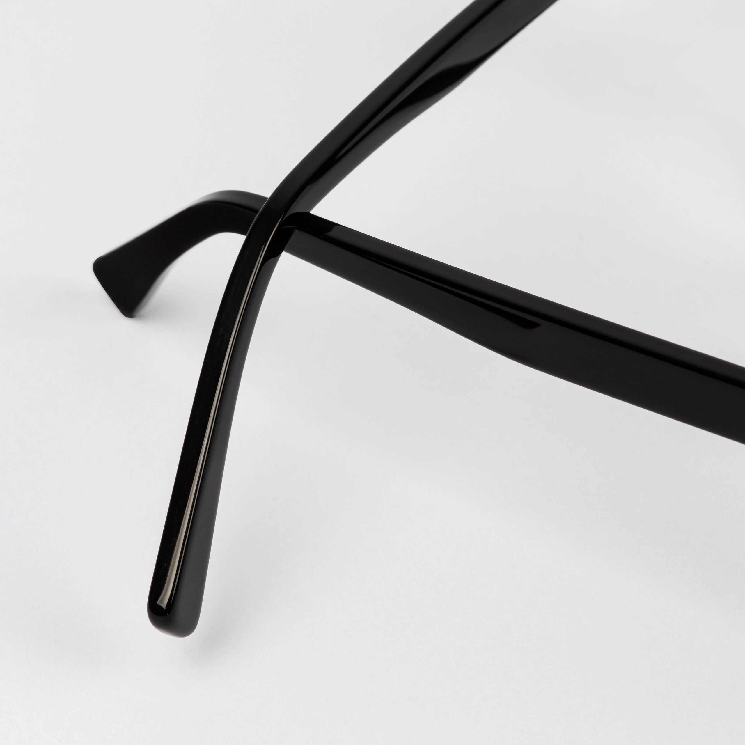 Bentham Spectacles in Black